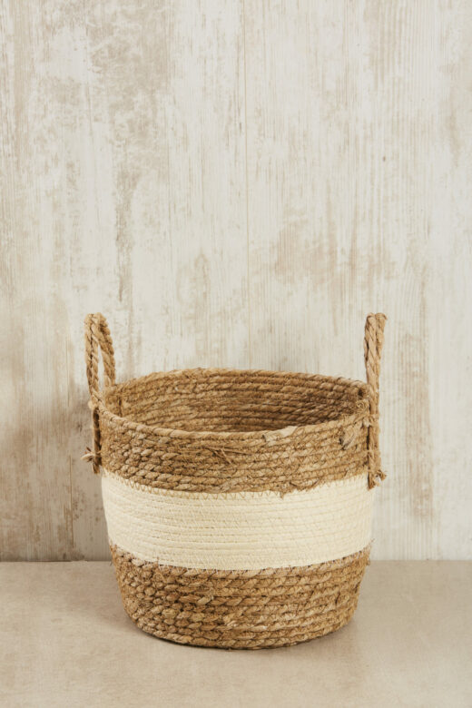 2 Tone Woven Grass Baskets with Cream Center 3