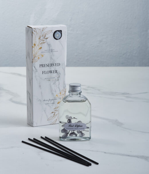 Preserved Flower Reed Diffuser 3