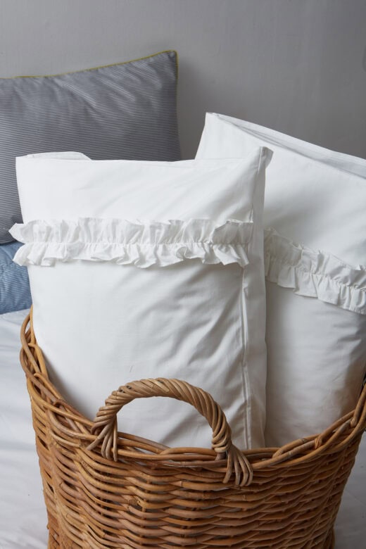 Ruffle Detail Pillowcases - 100% Cotton White 6 Ruffle Detail Pillowcases - 100% Cotton White
