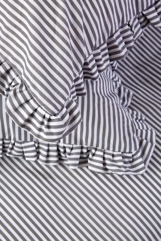 Long Beach Frilled Duvet Cover Set